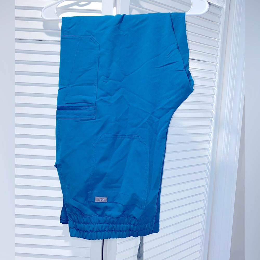 FIGS PACIFIC BLUE LIMITED EDITION. SIZE L/TALL. HIGH WAISTED YOLA SKINNY BOTTOM